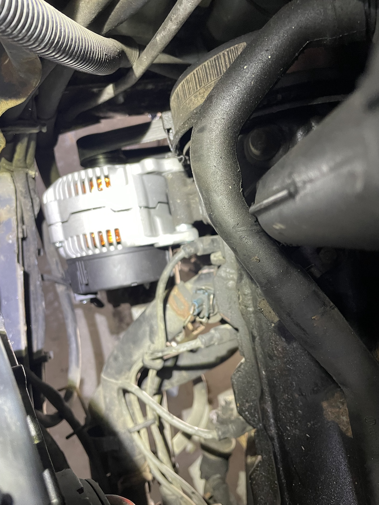 Alternator replacement – 1993 VW Eurovan